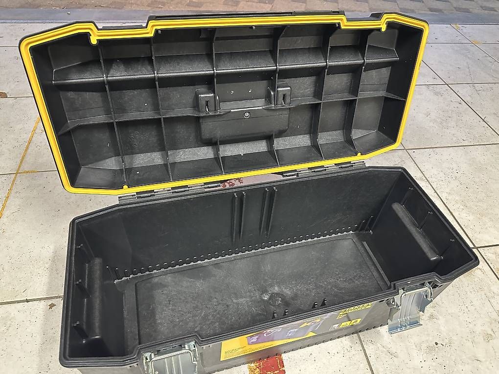 Casse di trasporto: Kunststoffbox Sanley Fatmax – Usato da Hausen AG venduto da mb2023 1