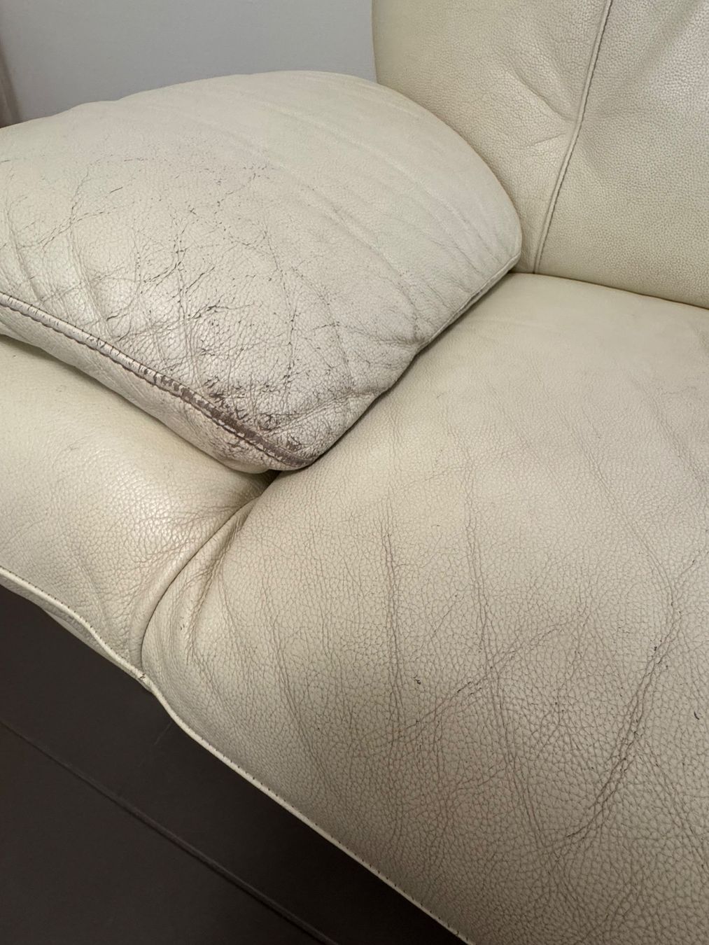 Conforama Sofas: Sofa aus Echtleder 2-Sitzer – D'occasion à Zürich par ThaliaL 8