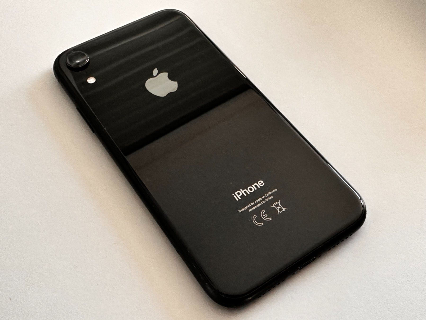 Apple Telefoni cellulari / Smartphones: iPhone XR, 128 GB, weiss – Usato da Gränichen venduto da Kapkoerbchen 1
