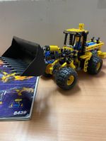 Lego Technik 8439 Front End Loader (2004)
