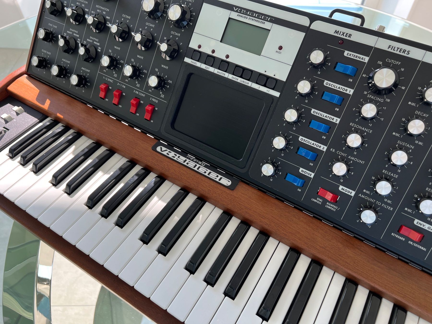 Moog Strumenti musicali: Moog Voyager - Collectors Item – Usato da Meggen venduto da IT4Sale