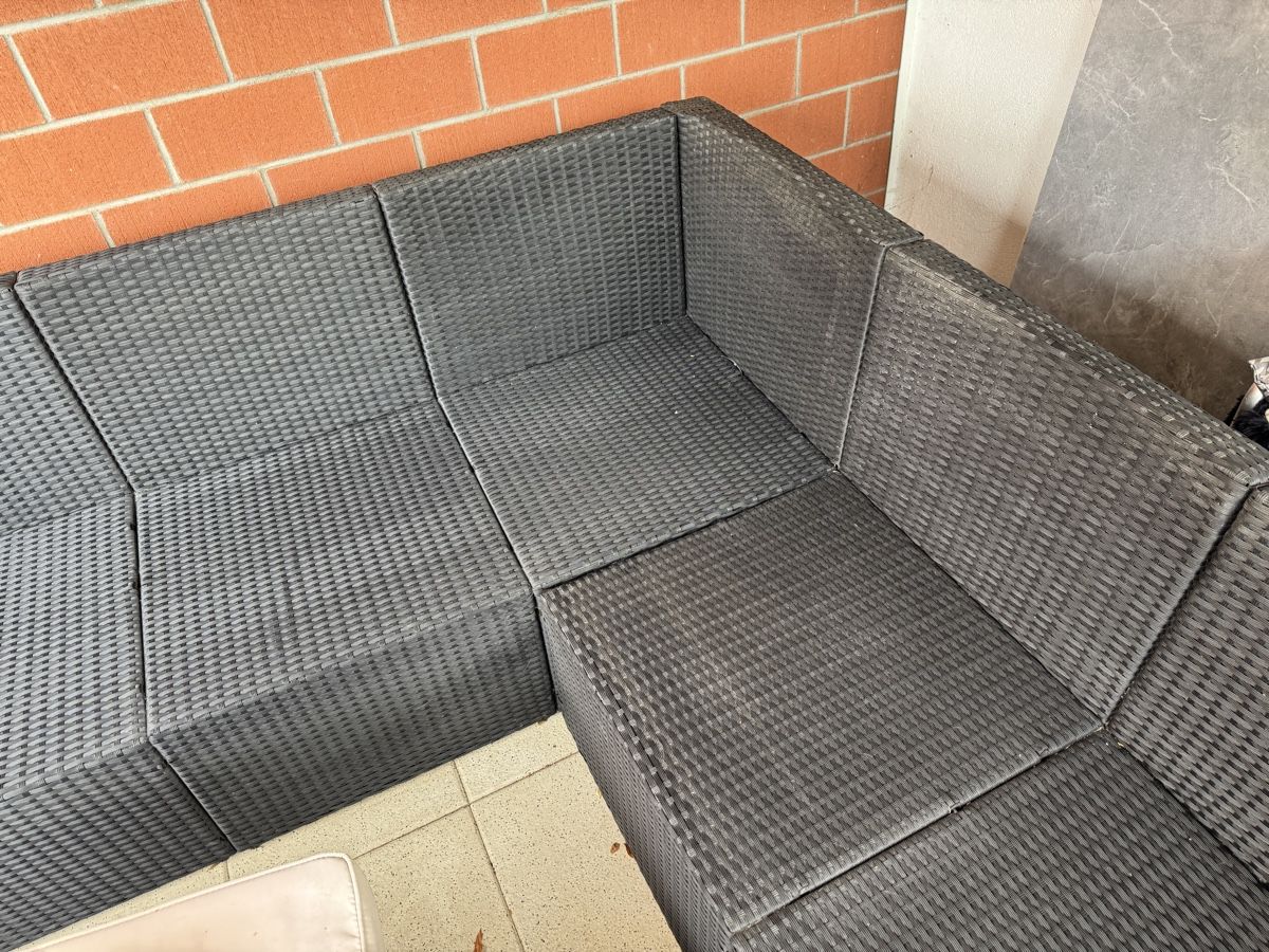 Divani: Gartenlounge schwarz mit passendem Glasstisch – Usato da Duggingen venduto da Kisha010 7