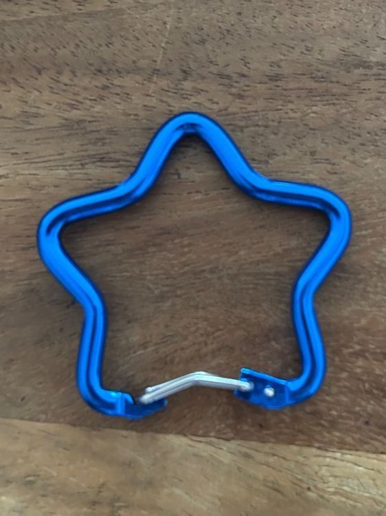 Attrezzatura da arrampicata: Kleiner Karabiner in Sternform NEU – Nuovo e nell'imballaggio originale da Geneve venduto da jua_b7nb