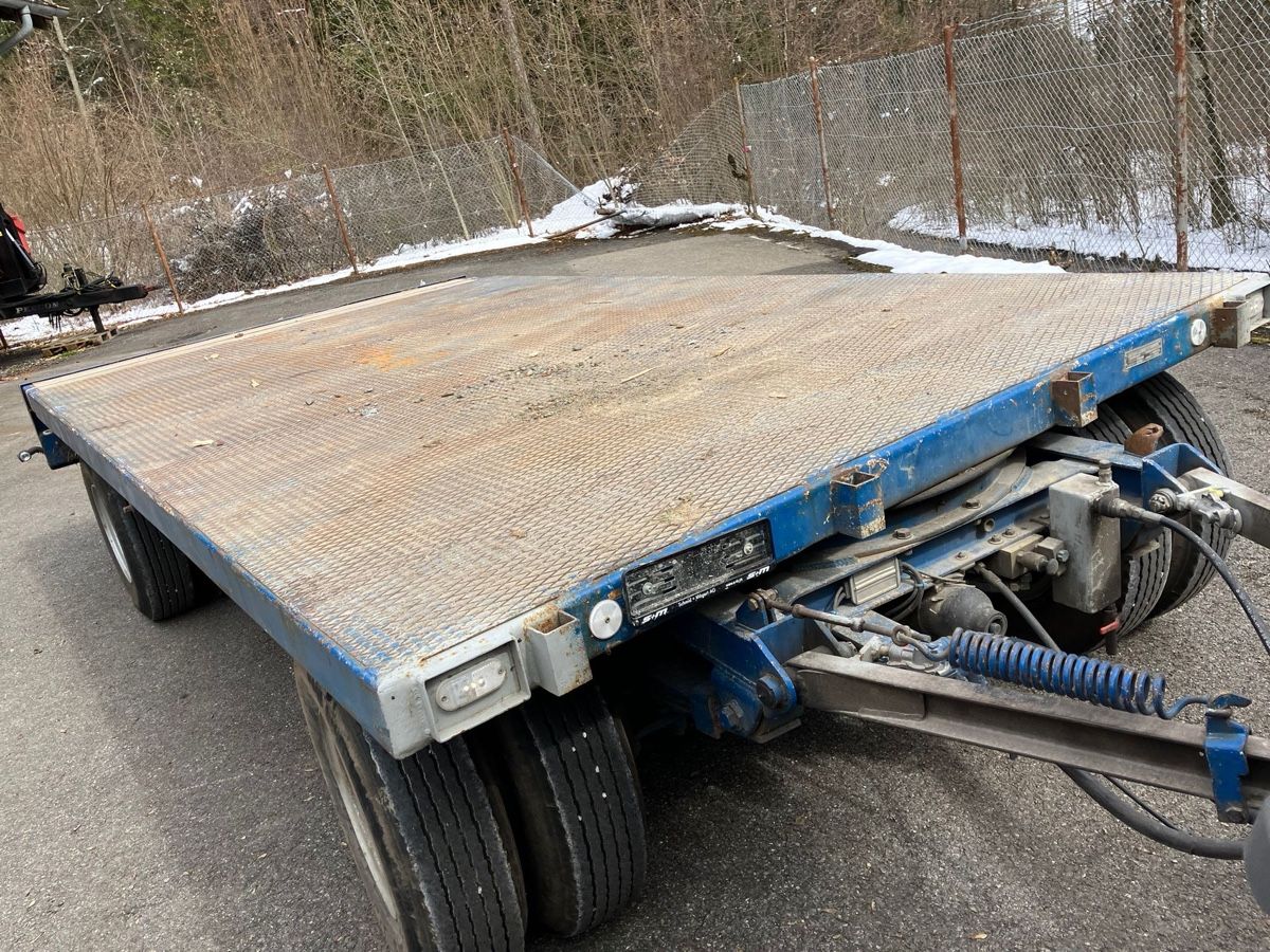 Rimorchi: Transportanhänger – Usato da Wengi b. Frutigen venduto da nik_26gk