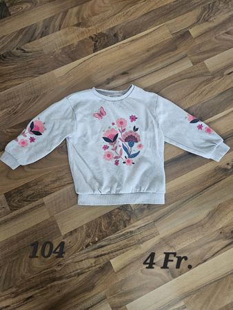 Pullover Grösse 104