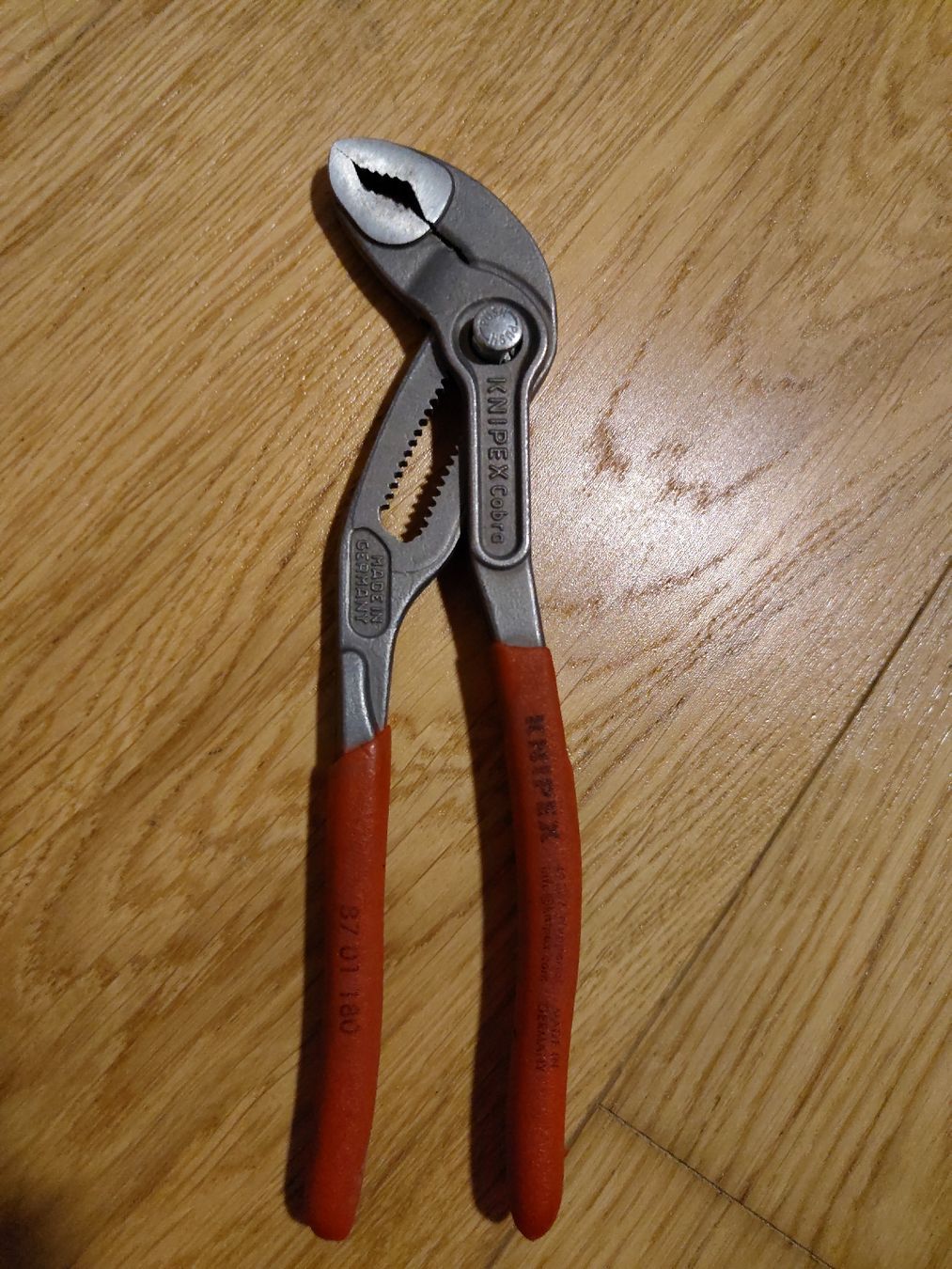Tous les outils: Knipex Cobra Zangen – D'occasion à Frauenfeld par V-Popeye 1