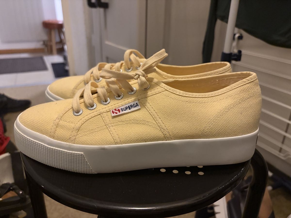 Superga Scarpe da donna: Suprega Schuhe – Nuovo (secondo la descrizione) da Olten venduto da edona_muslija