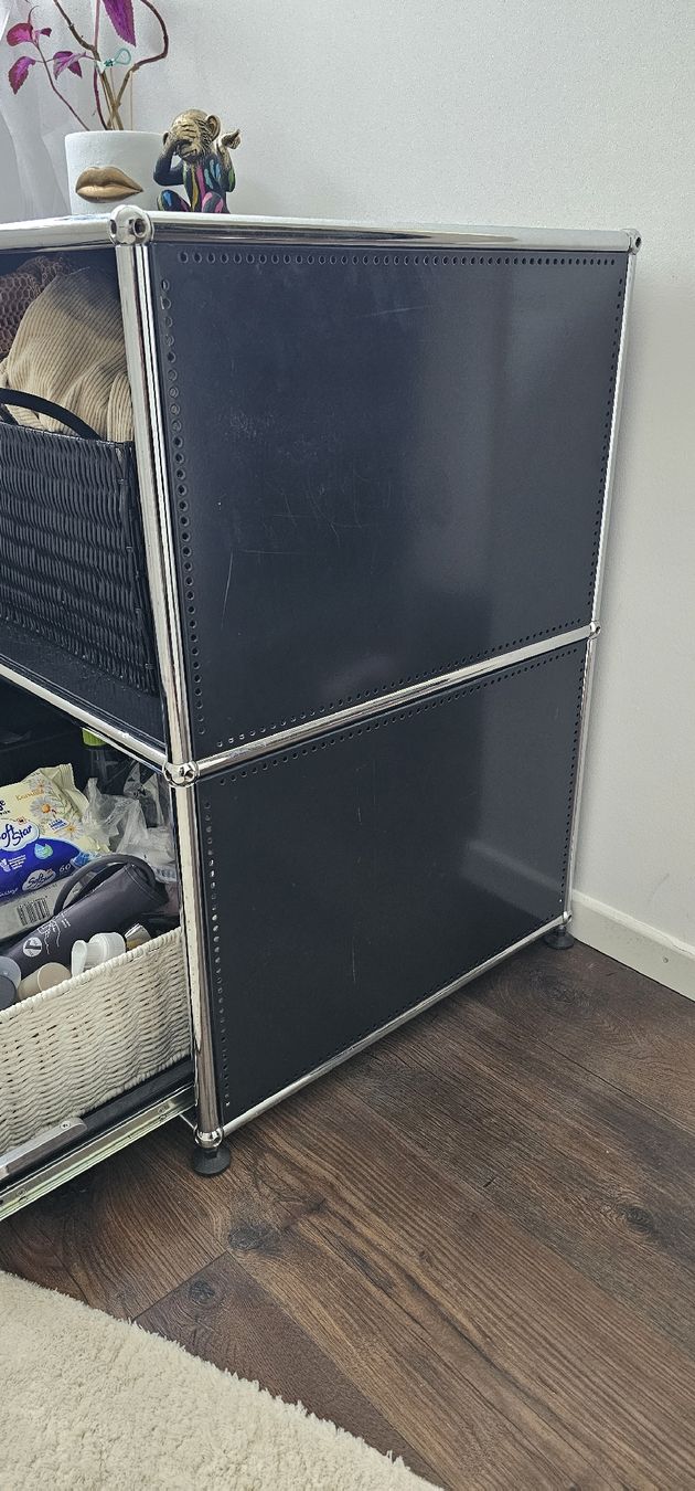Étagères: USM Haller Sideboard schwarz mit Schublade – D'occasion à Oberengstringen par LammGottes 2