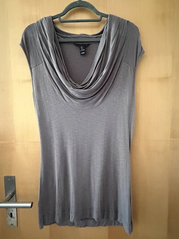 T-shirt: Damen T-Shirt mit Wasserfallkragen, Grösse L (1) – Usato da Falera venduto da duca73