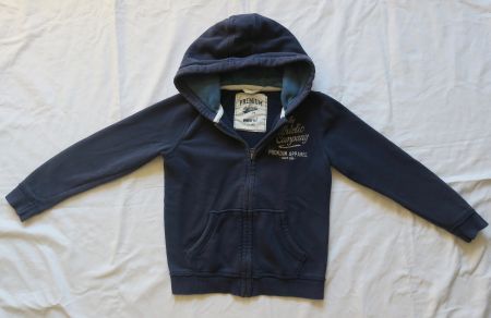 Kapuzenjacke Gr. 134/140