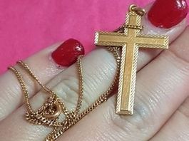 Kette und Kreuz mit Jesus 750 Gold