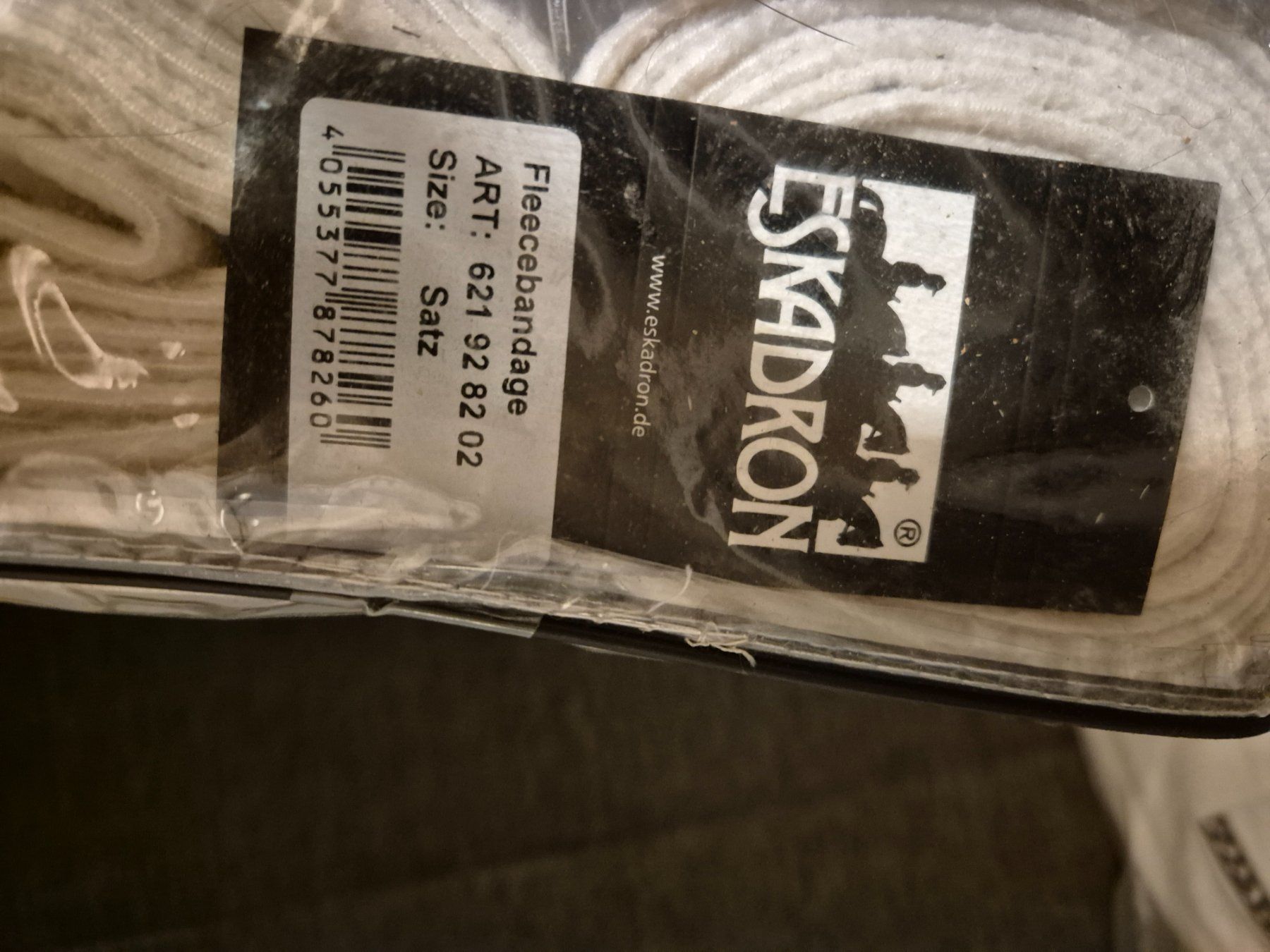 Eskadron Stinchiere & Fasciature: Eskadron Platinum Edition Bandagen – Usato da Meggen venduto da Orrinka20 2