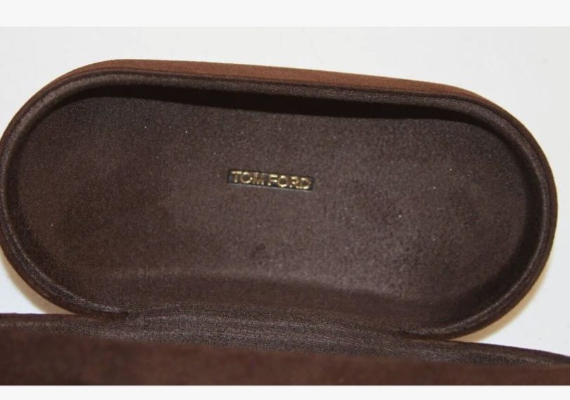 Altro in  Abbigliamento & Accessori: Étui à lunettes Tom Ford authentique - neuf! – Nuovo (secondo la descrizione) da Niedergösgen venduto da Eva2410 3