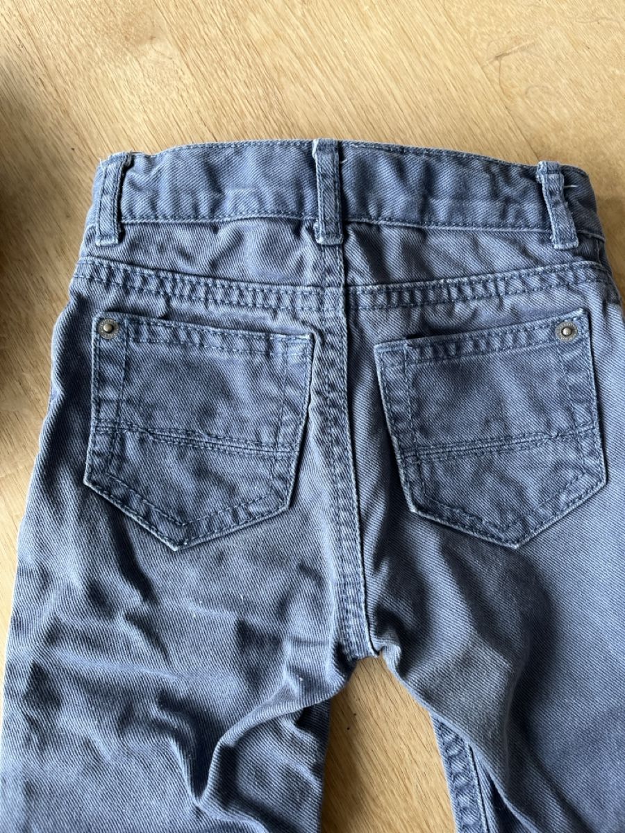 Tommy Hilfiger Lotti & Set di vestiti: Tommy Hilfiger Set, Gr. 12M, Top Zustand – Nuovo (secondo la descrizione) da Buchs SG venduto da Vrenilein 2