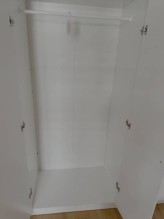 Armadi: IKEA KLEPPSTAD Kleiderschrank weiss  gratis – Usato da Luzern venduto da her_8zt9 2