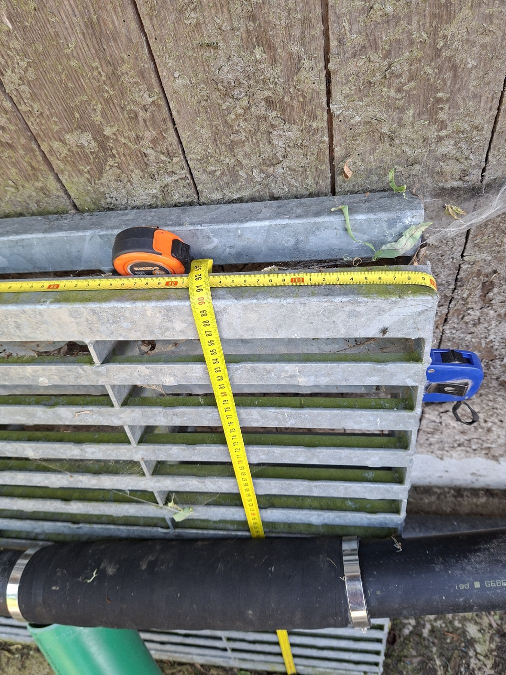 Gitter & Roste: Schwemmkanalrost – Neu (gemäss Beschreibung) aus Heimiswil von kur_whm6