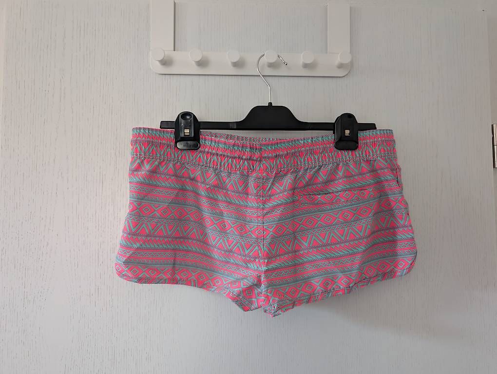Badekleider & Bikinis: Bade Shorts – Gebraucht aus Erschwil von andora00 2