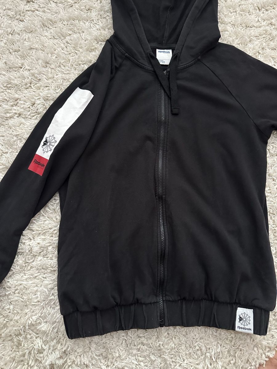 Reebok Maglioni & Felpe: Reebok Hoodie Gr.XS – Usato da Bern venduto da BrandVilla 2