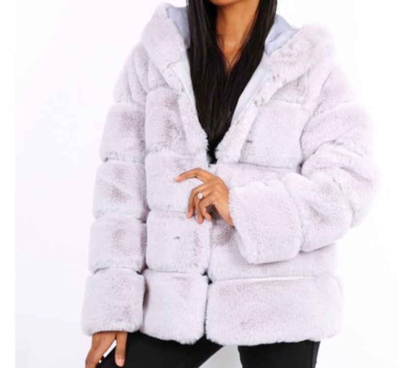 Cappotti: Veste fourrure camel, noire ou grise – Nuovo e nell'imballaggio originale da Petit-Lancy venduto da mina222 6