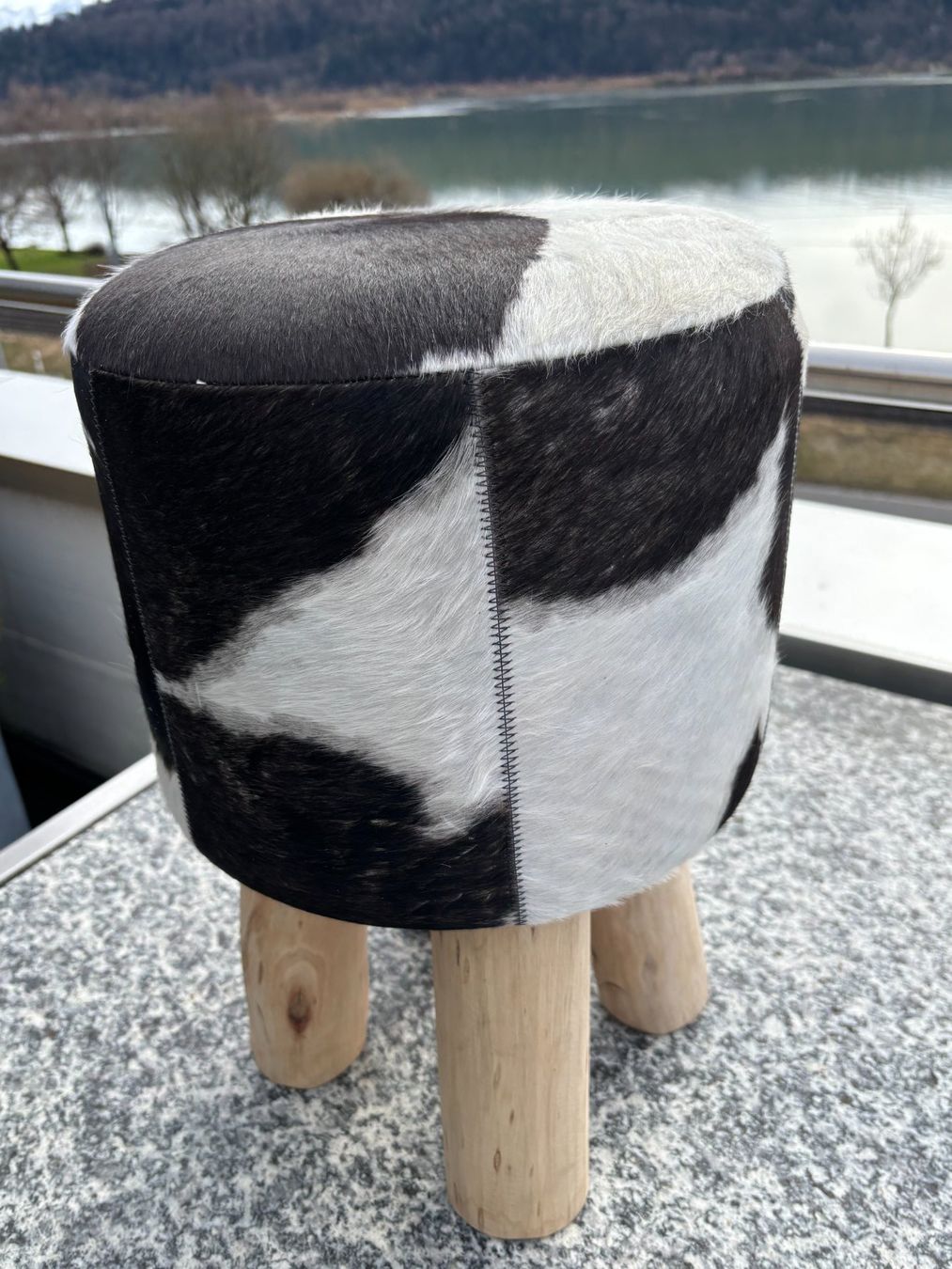 Sgabelli: Hocker Fell, NEU, 4 Beine aus Holz – Nuovo (secondo la descrizione) da Laax GR venduto da wil_66wq 3
