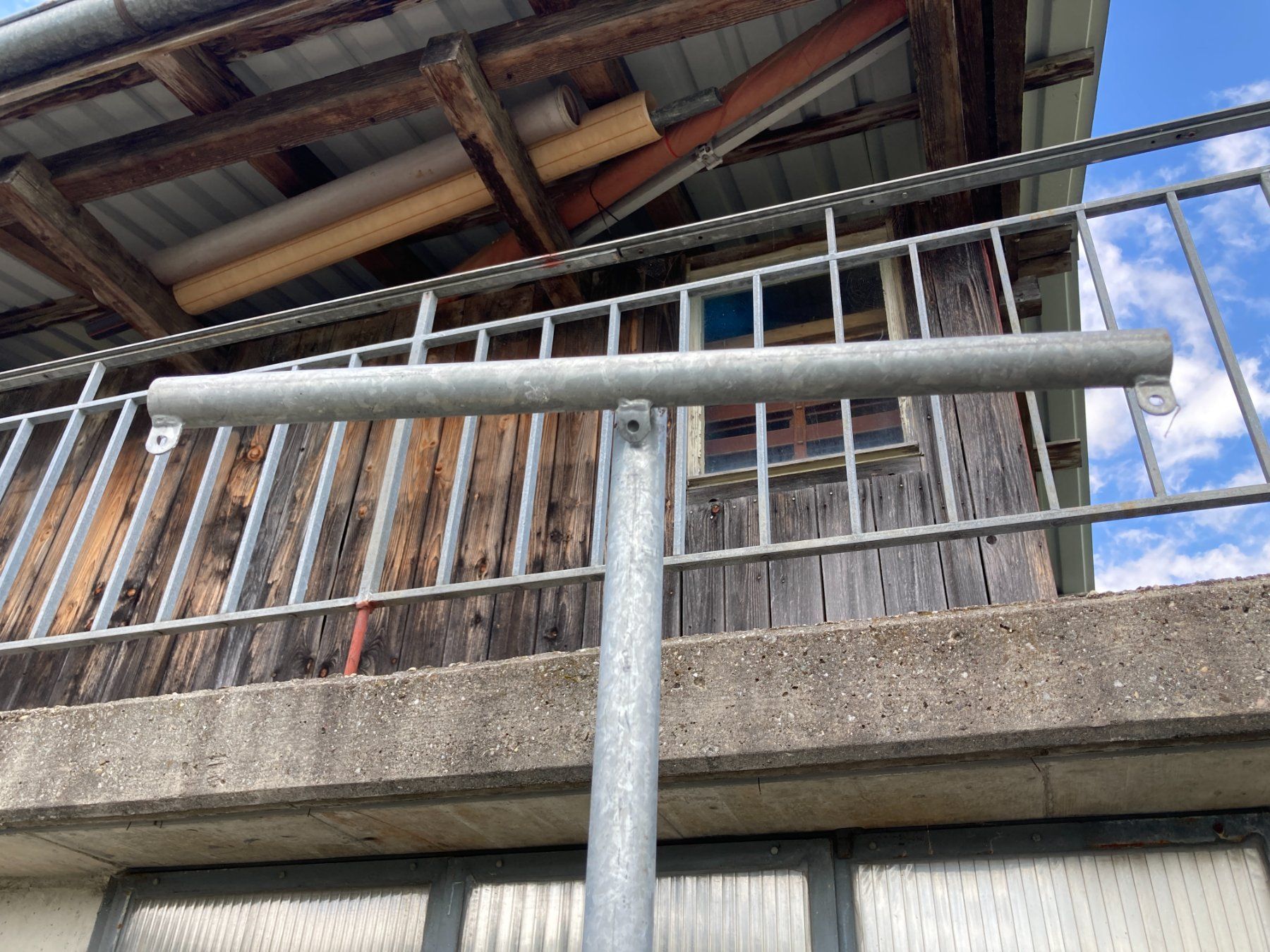 Bandiere: Fahnenmast / Werbe Banner Halterung – Usato da Marbach LU venduto da Hoheduene 4