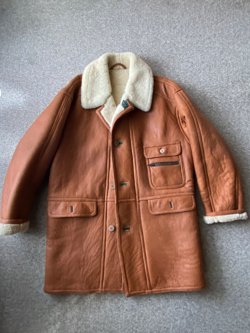 C&A Giacche: Echte Lammfell Jacke von Angelo Litrico by C&A: Grösse 48 – Usato da Thun venduto da dane_pao