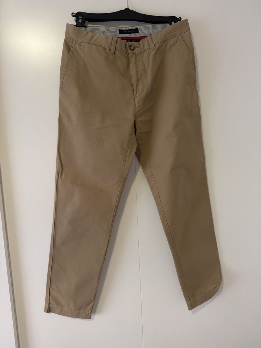 Tommy Hilfiger Hosen: Chinos TOMMY HILFIGER  – Neu (gemäss Beschreibung) aus Lausanne von joshua75