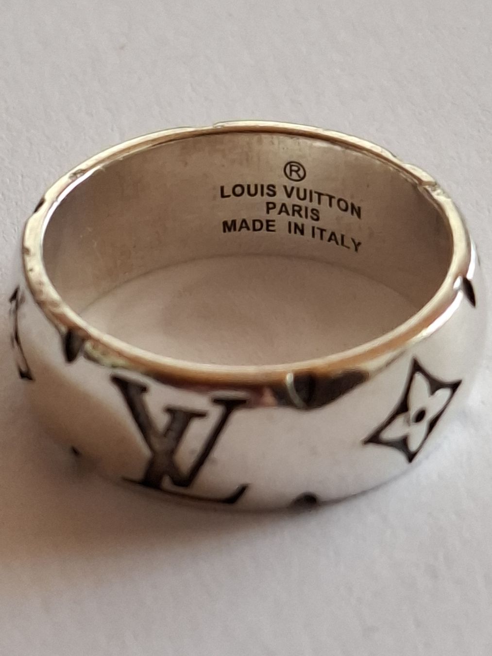 Louis Vuitton Anelli: Kleiner Louis Vuitton Ring Edelstahl – Usato da Riniken venduto da bro_slk8 1