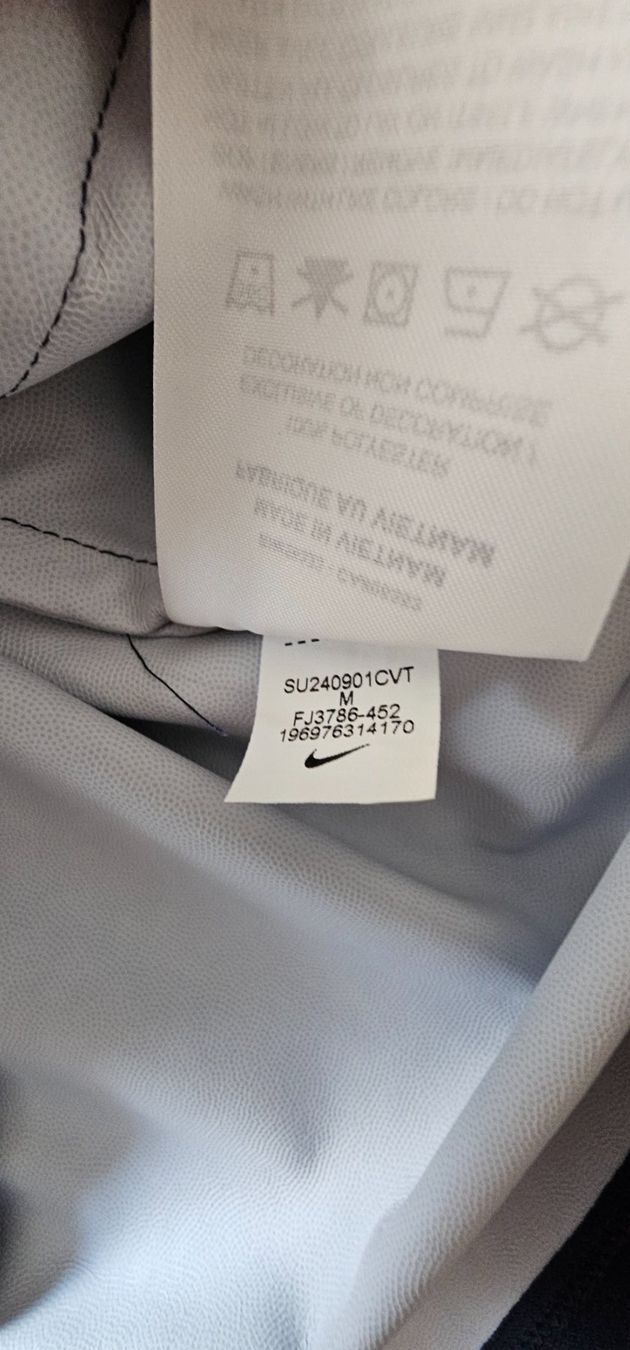 Nike Vestes: USA Trainingjacke / Haut training Nike – D'occasion à Sierre par Rossil21 4