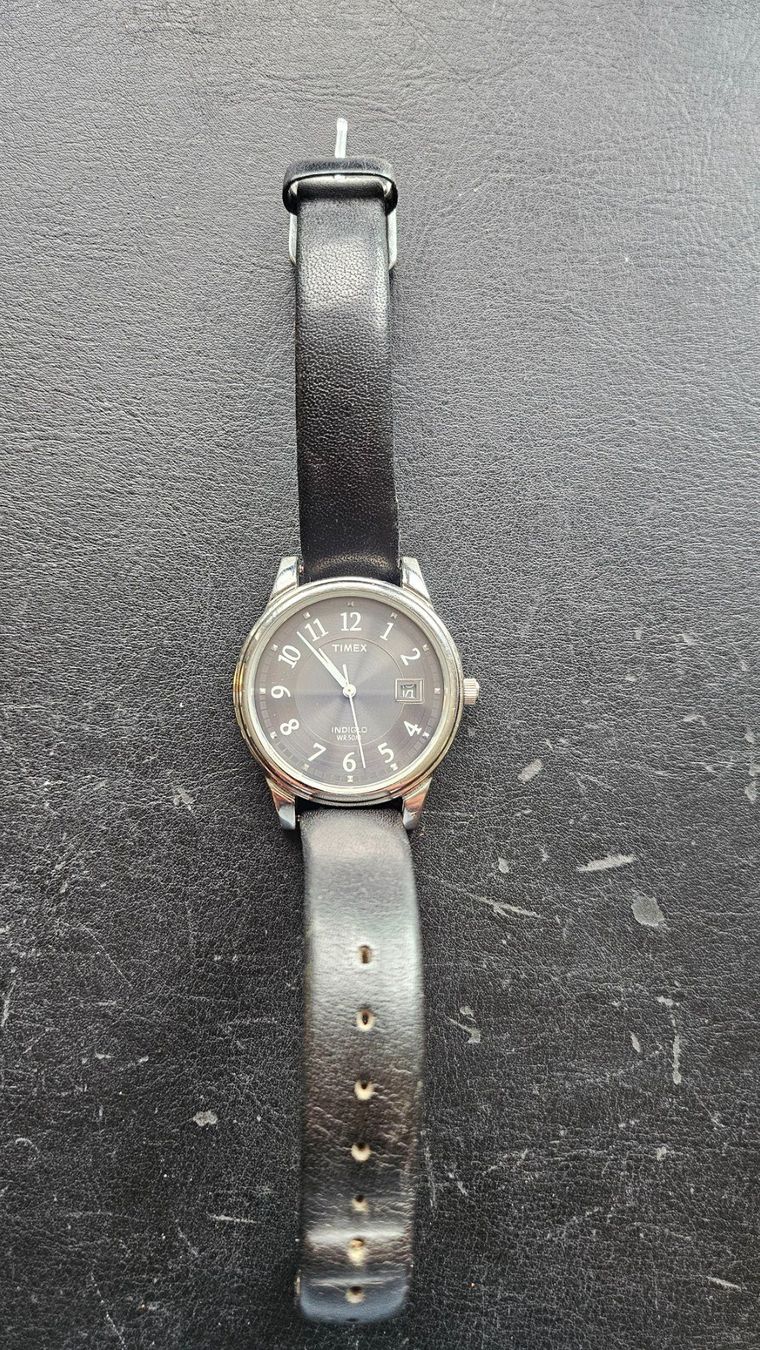 Timex Orologi: Herrenuhr Marke Timex 33mm – Usato da Goldiwil (Thun) venduto da rkweiss 3