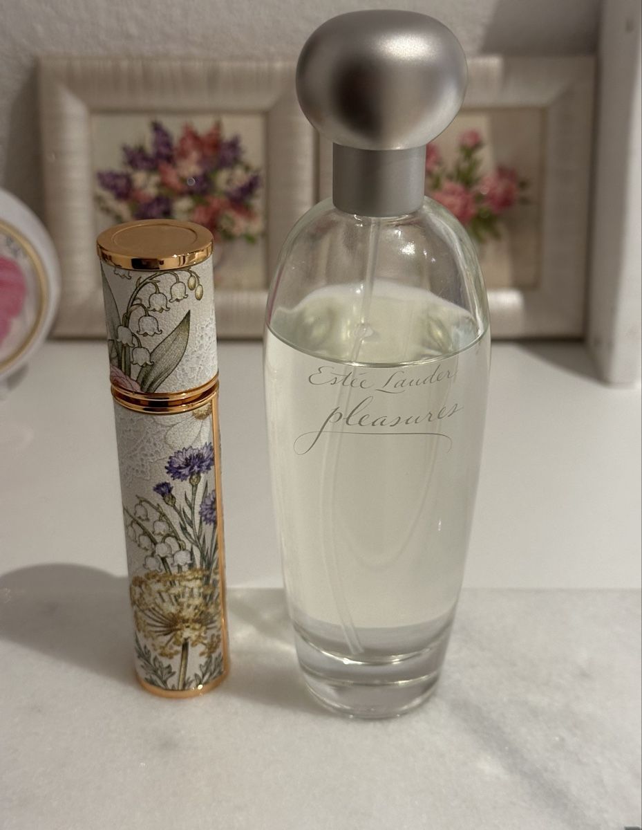 Estée Lauder Profumi & Eau de Toilette: Estée Lauder PLEASURES 10 ml probe – Usato da Täuffelen venduto da RoyaltyBrown