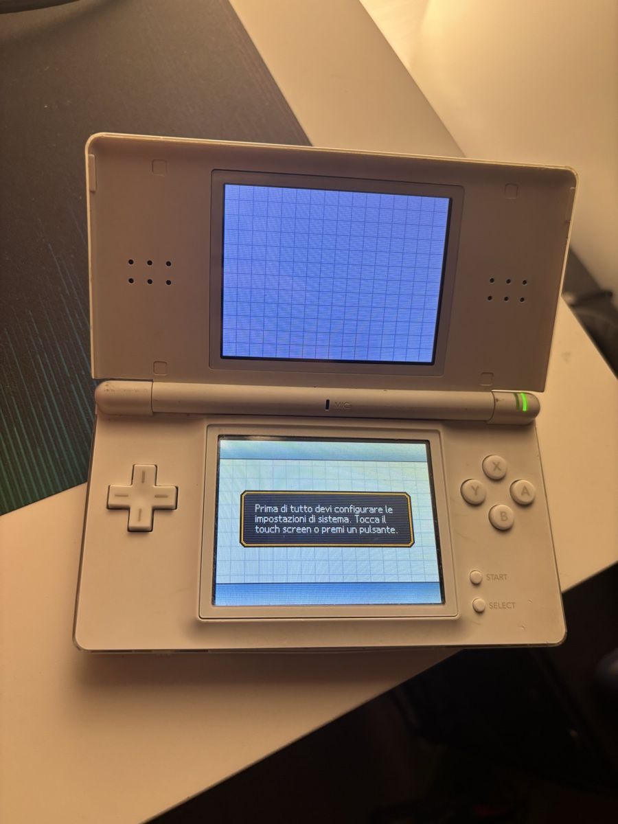 Nintendo Konsolen: nintendo ds lite defekt – Defekt aus Novazzano von aaaaac27