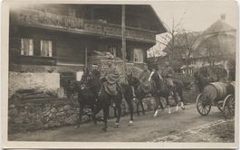 Landwirtschaft/Güllenwagen 1920 LU/BE? Militär-Ausritt