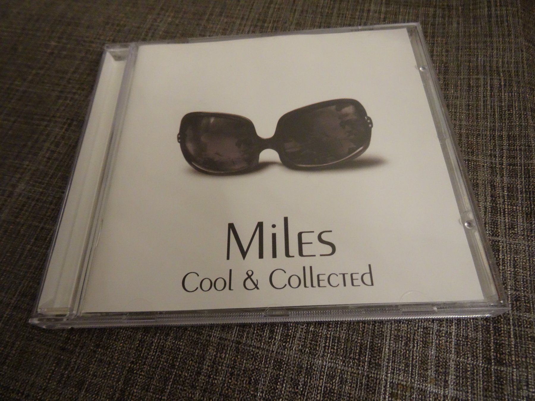 CD: Miles - Cool & Collected CD – Usato da Olten venduto da Disc-Ausverkauf
