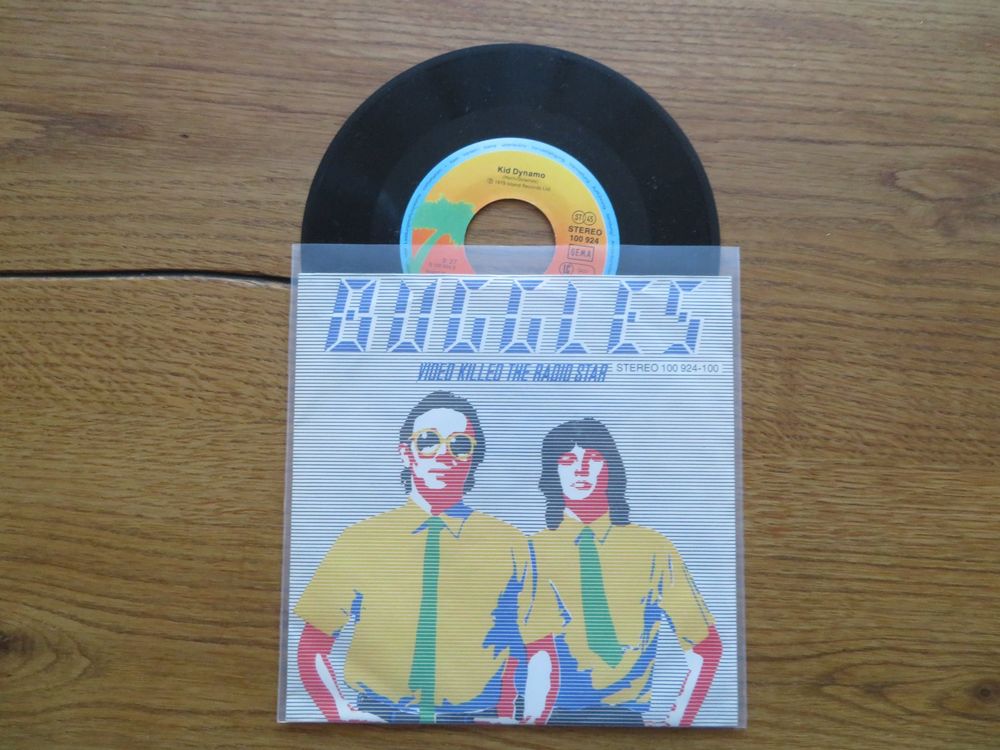 The Buggles - Video Killed the Radio Star - 7