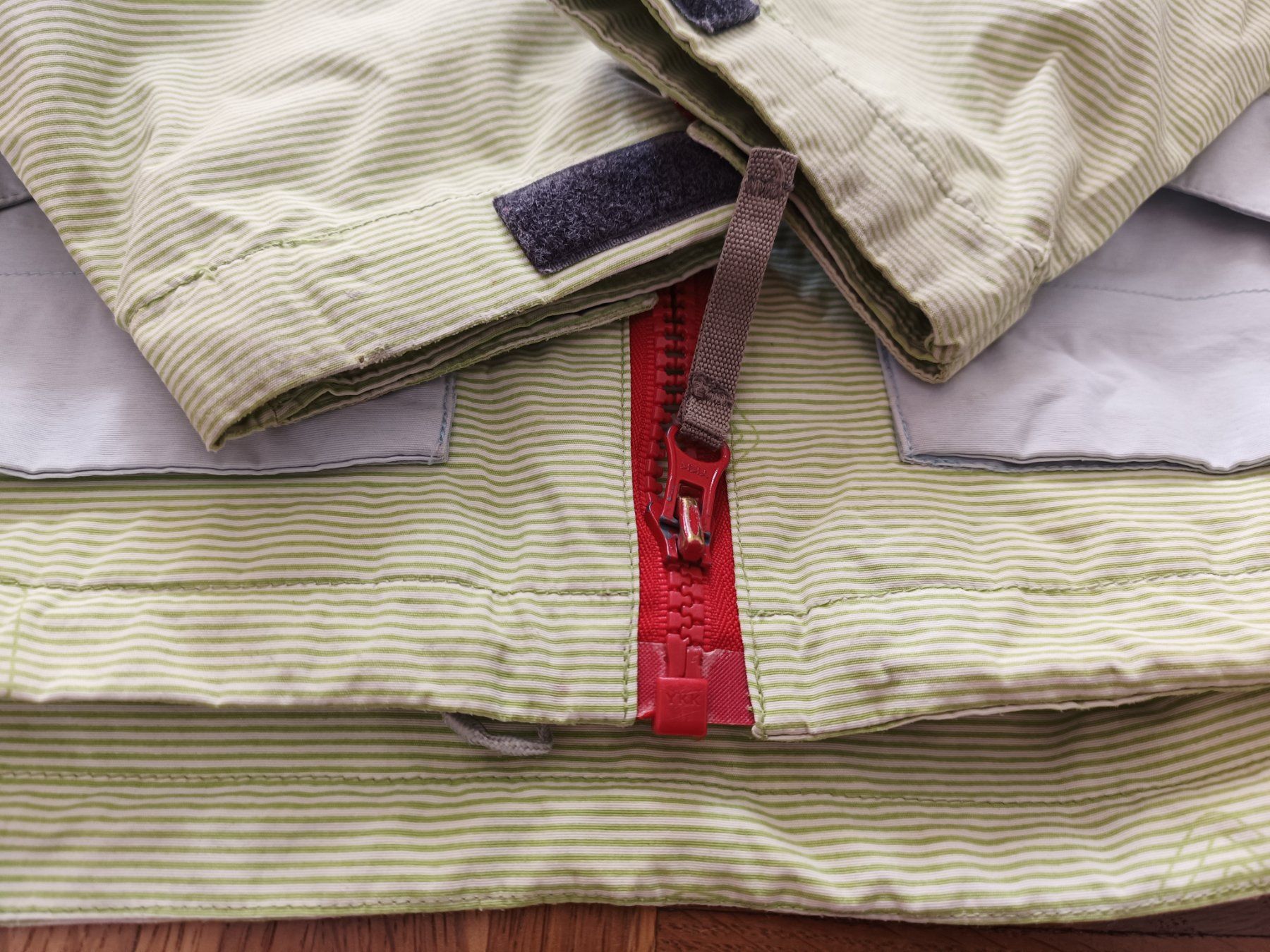 Didriksons Giacche & Cappotti: Didriksons Regenjacke Gr 92 Kinder grün – Usato da Oberhofen Thun'see venduto da cri_6md2 2
