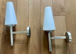 2 Vintage Wandlampen aus Glas und Chromstahl