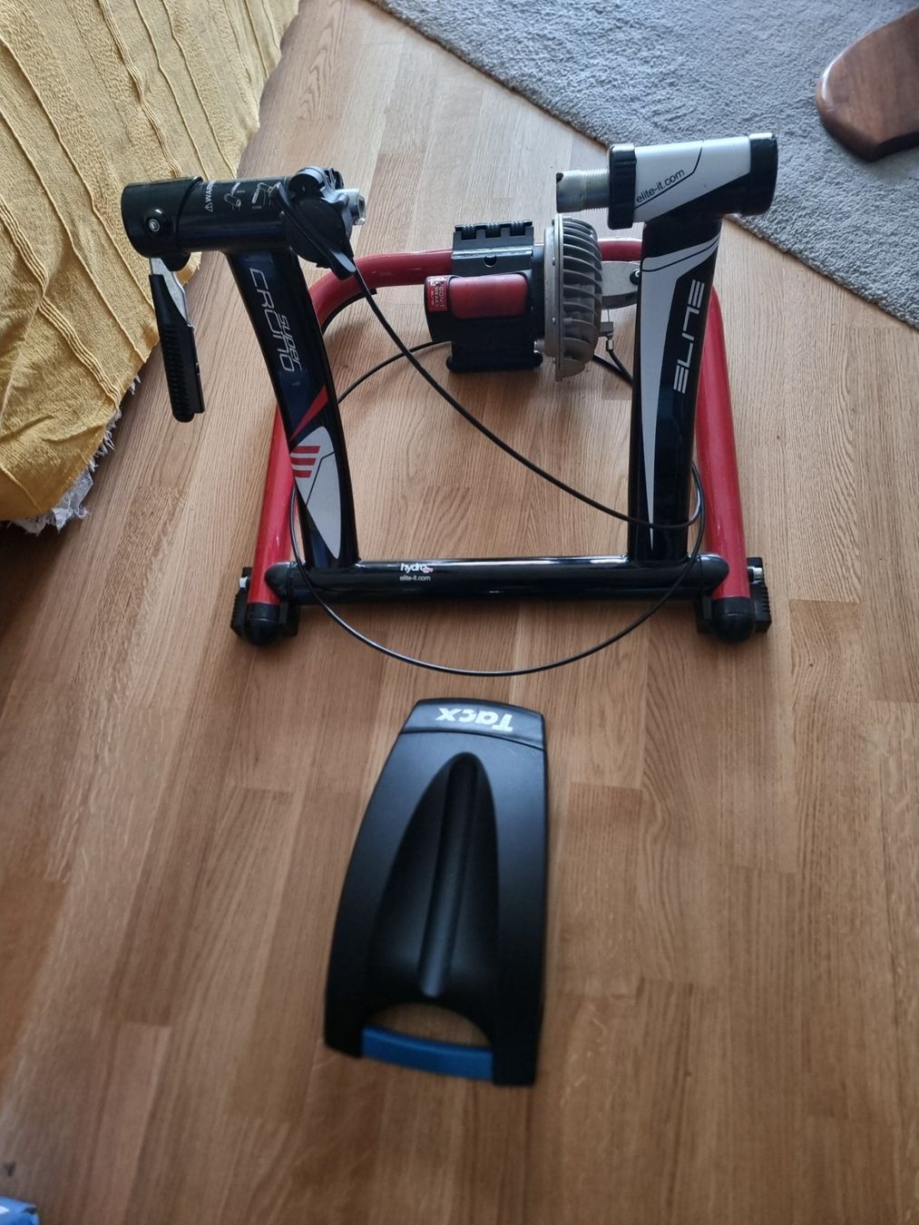 Vélos d'appartement: Hometrainer Elite – D'occasion à Lausanne par gdb01