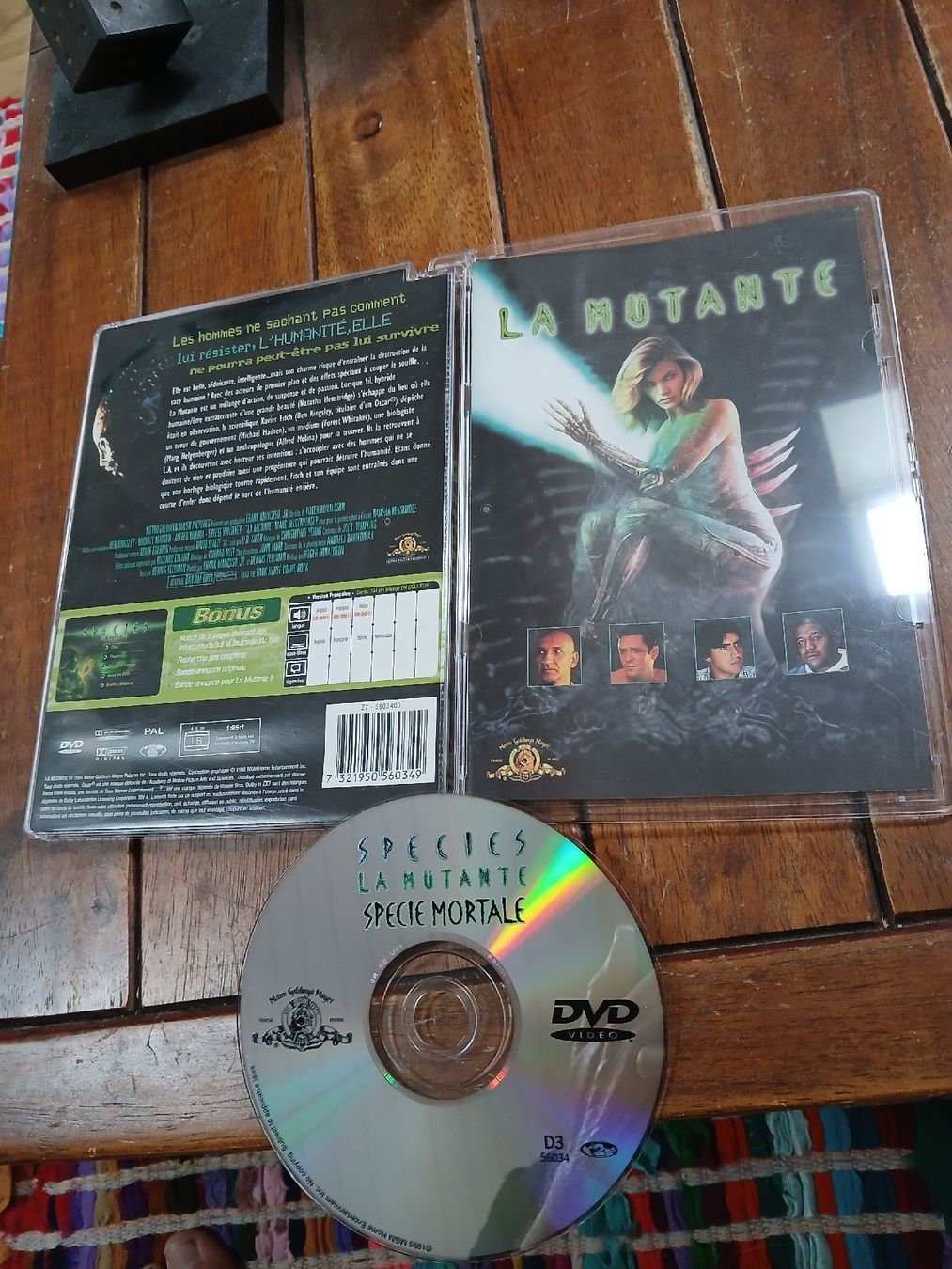 Tutti i DVDs: la mutante  – Usato da St-Cergue venduto da VeganWarrior