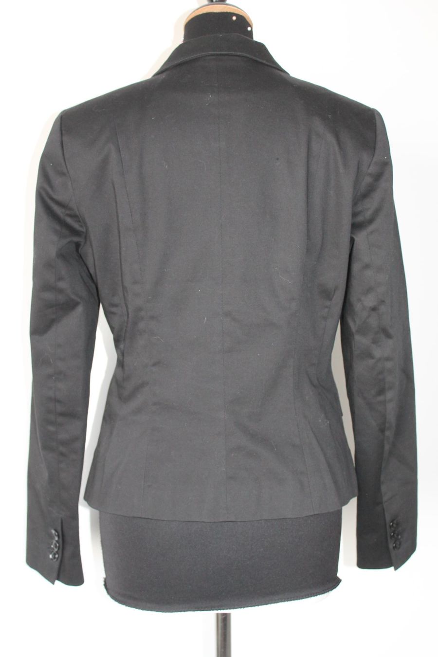 H&M Jacken: Blazer noir H&M taille 42 – Gebraucht aus Chez-le-Bart von jasse 2