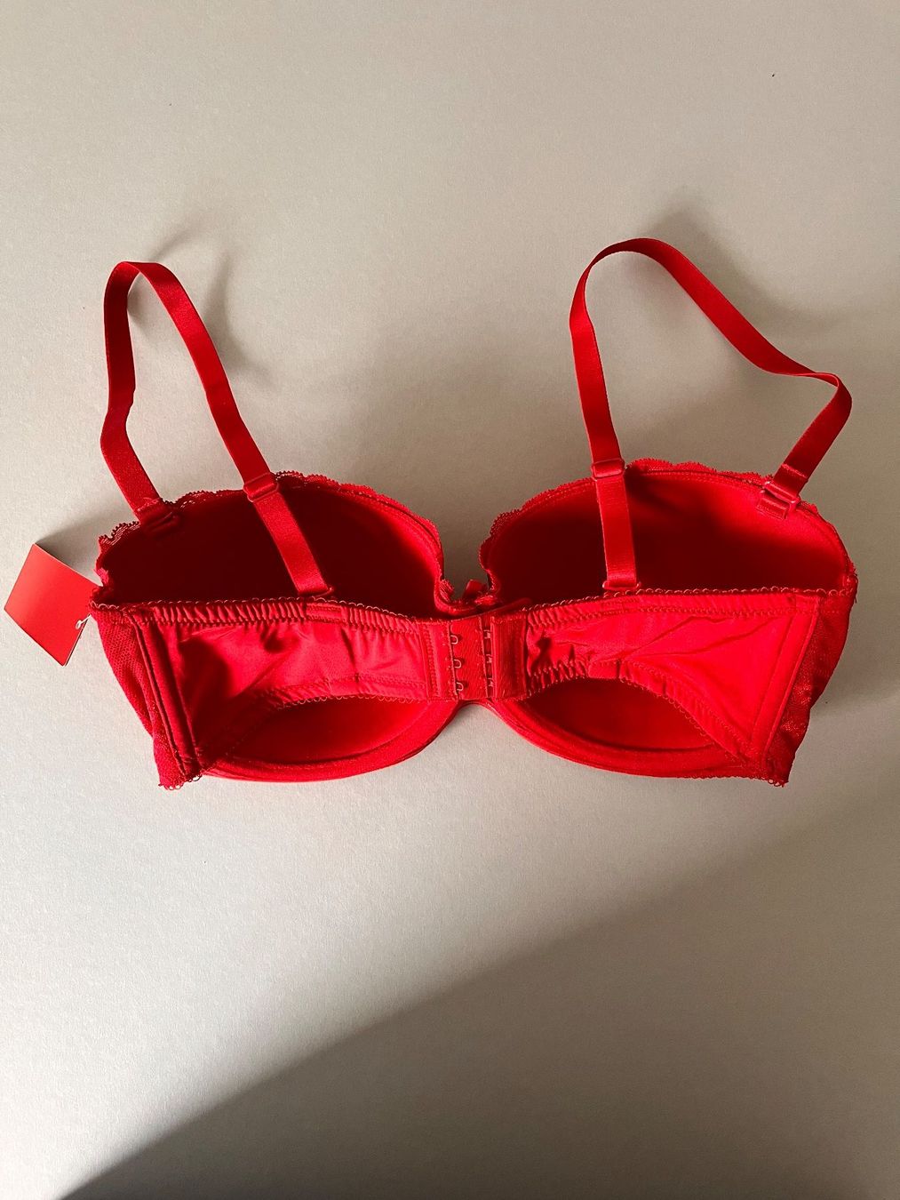 Altra biancheria intima: Bügel-BH, s.OLIVER, Grösse 70D, Farbe Rot – Nuovo e nell'imballaggio originale da Rudolfstetten venduto da gst_g7xl 6
