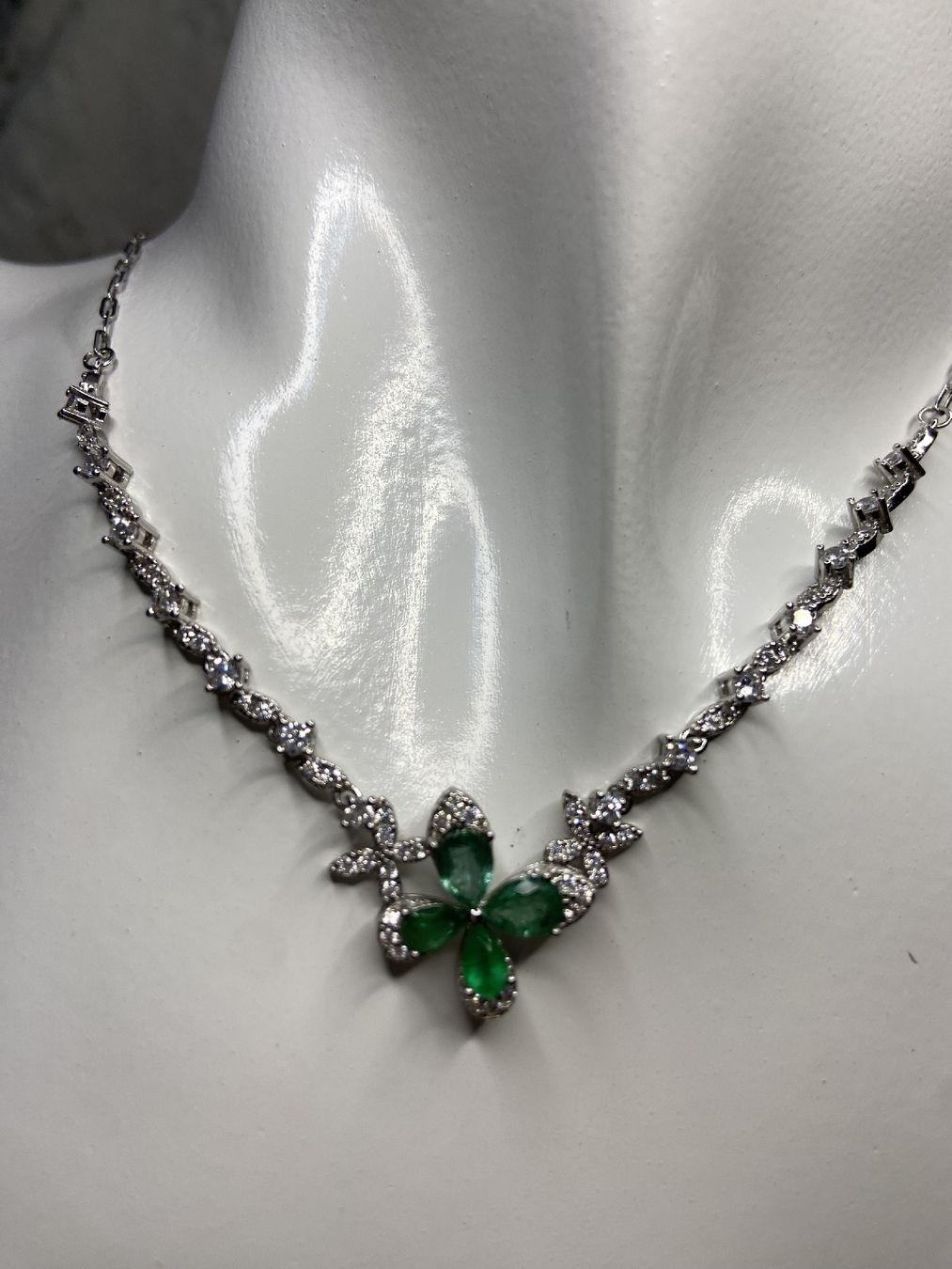 Catenine: Echte Smaragd Collier aus Silber 925 Kette neu – Nuovo (secondo la descrizione) da St. Gallen venduto da GIULESGG 1