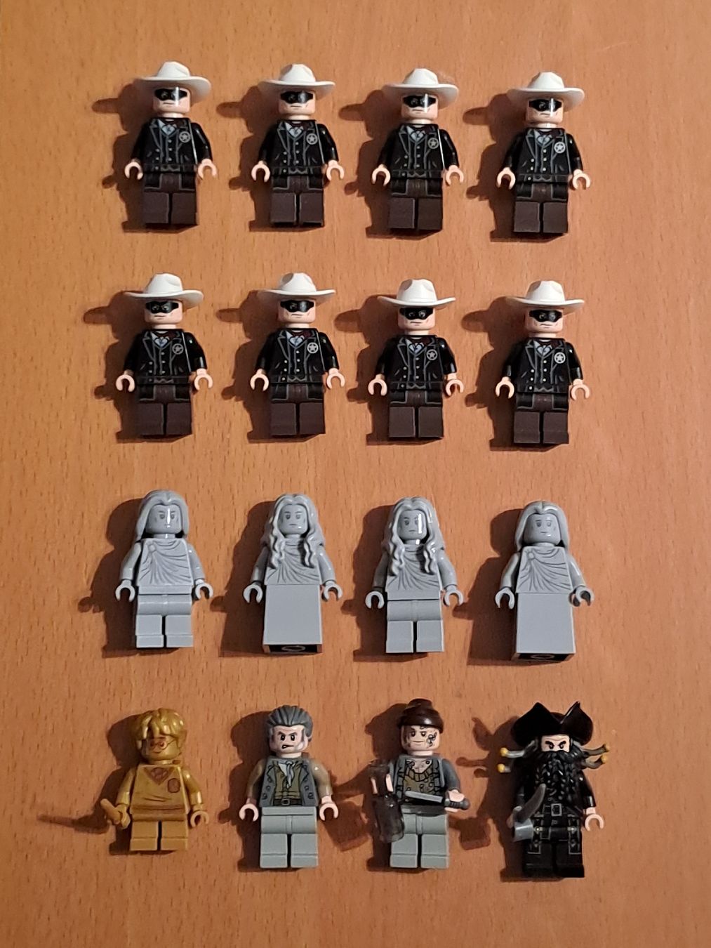 Lego Giocattoli: Lego Figuren mit Fluch der Karibik  Versand möglich – Usato da Kestenholz venduto da Knox1973