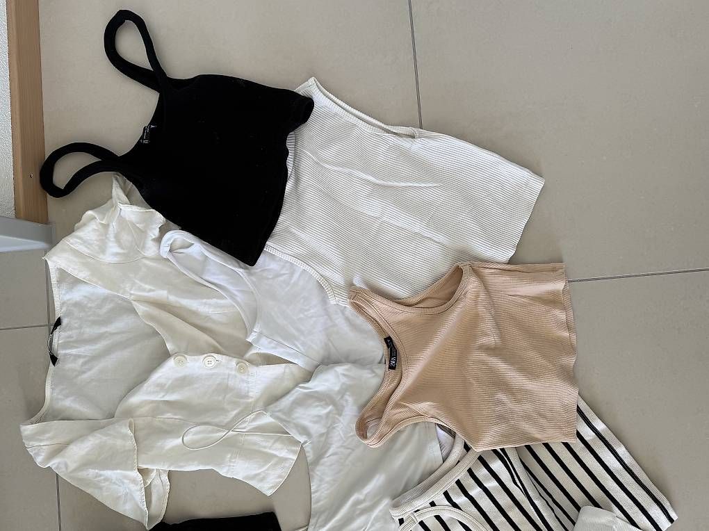 Tops: Crop Top Box Damen Gr. S/M – Gebraucht aus Uster von jes_nd8g 3