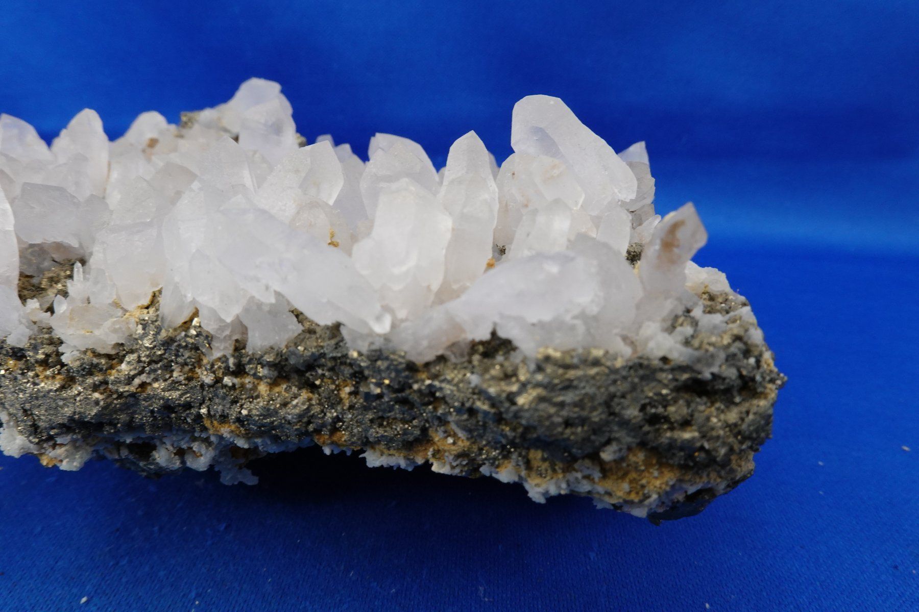 Mineralien & Heilsteine: Bergkristall mit vielen Zeptern – Gebraucht aus Schinznach Bad von Demerald 1