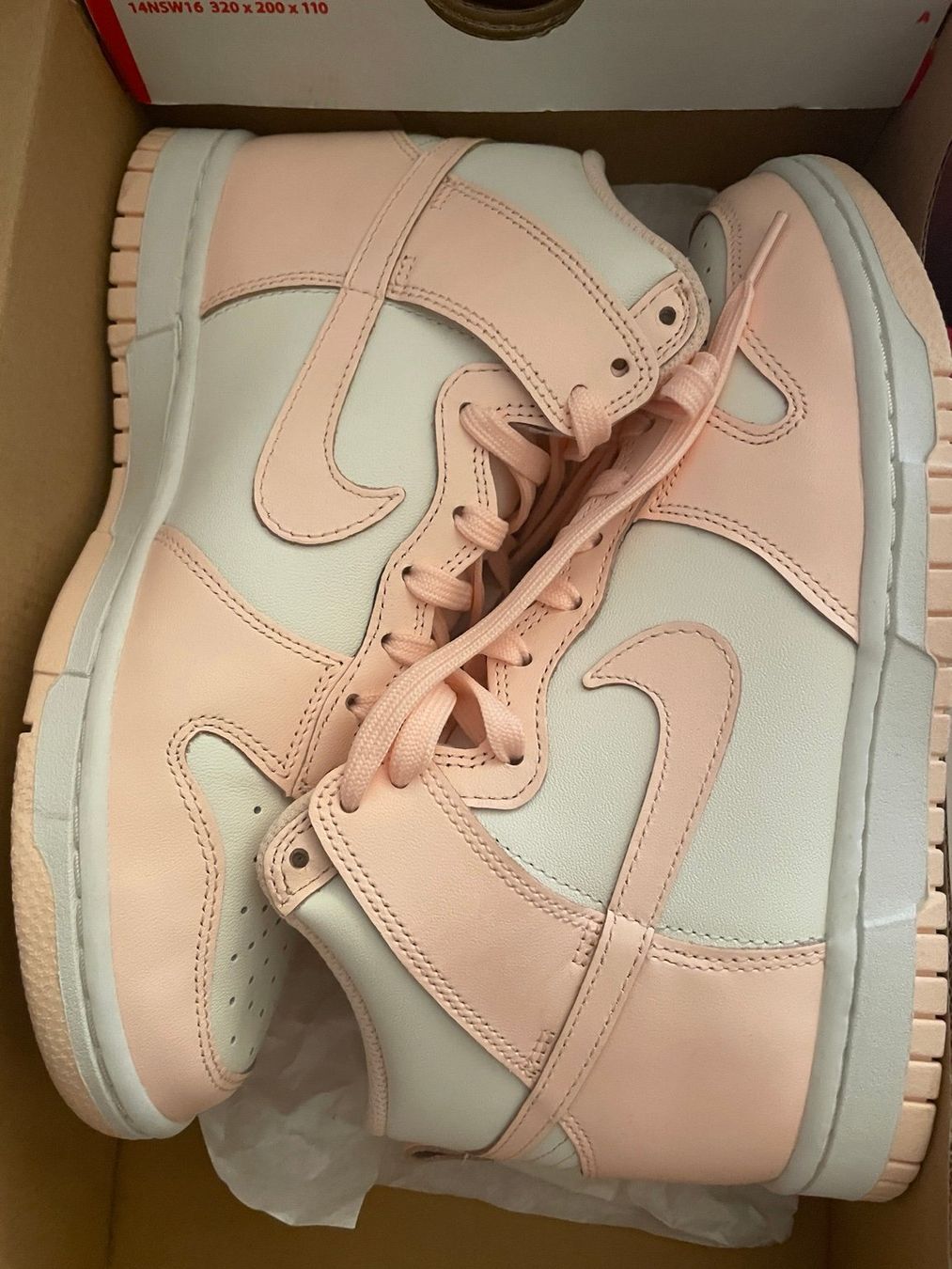 Nike Scarpe da donna: Nike Dunk High in Hellrosa / Weiss Gr 38 – Usato da Bonstetten venduto da thomaszh01 7
