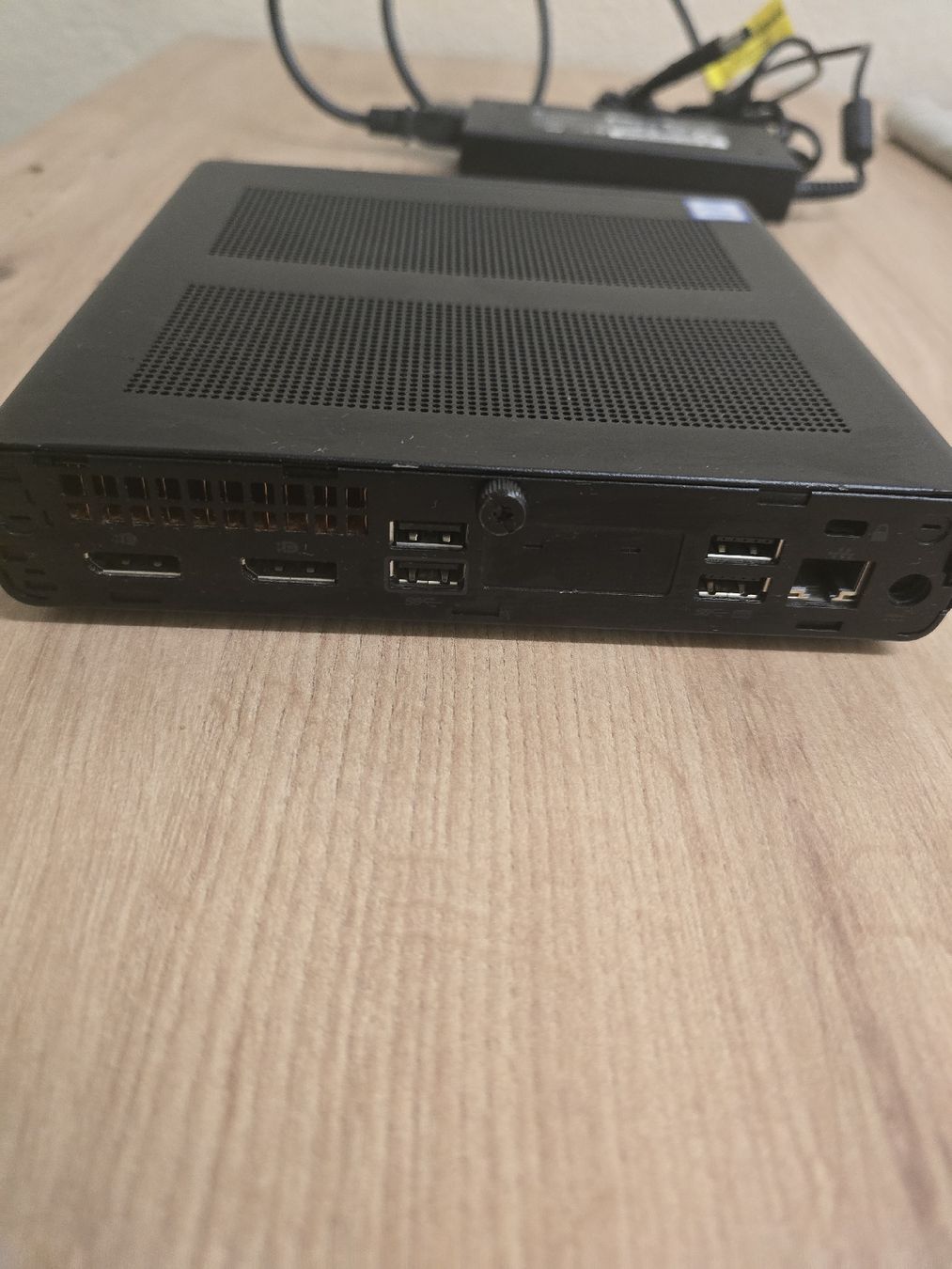 Hewlett Packard PC: HP  Elitedesk 800 G5   i5 – Usato da Winterthur venduto da Bole.sd 3