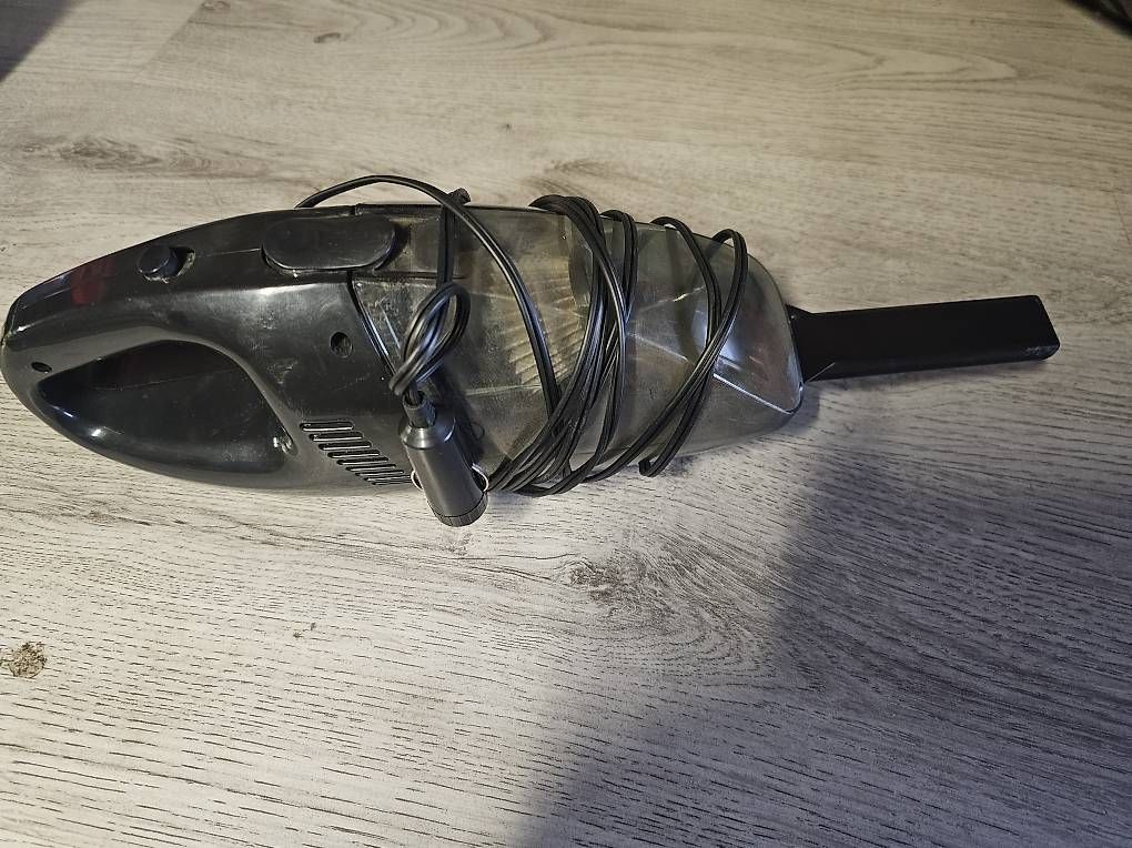 Aspirapolveri & Accessori: 12 Volt Staubsauger  – Usato da Flühli LU venduto da and_d2wp 2
