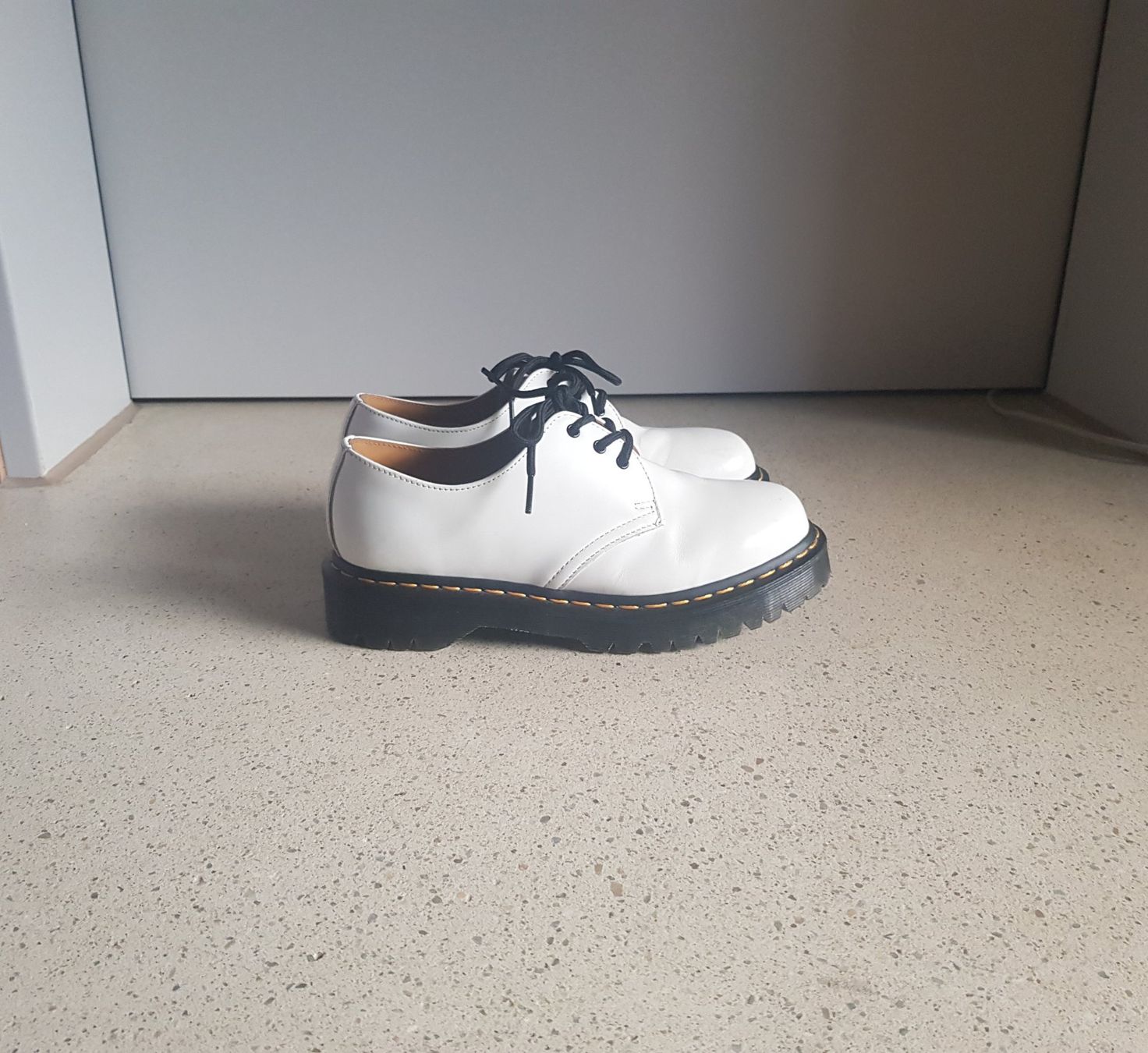 Dr. Martens Scarpe da donna: Dr. Martens 1461 Lederschuh Grösse 39 – Usato da Basel venduto da fafa68