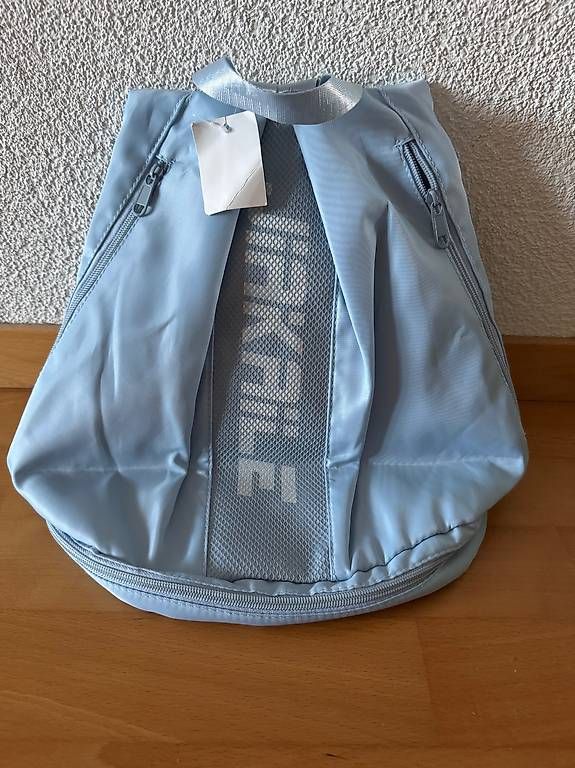 Borse & Zaini: Sportrucksack neu – Nuovo (secondo la descrizione) da Wallisellen venduto da mamivon2